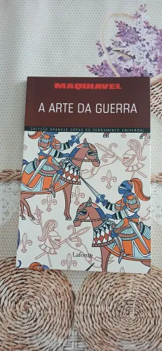 Coleção Grandes Obras do Pensamento Universal: A Arte da Guerra - Maquiavel