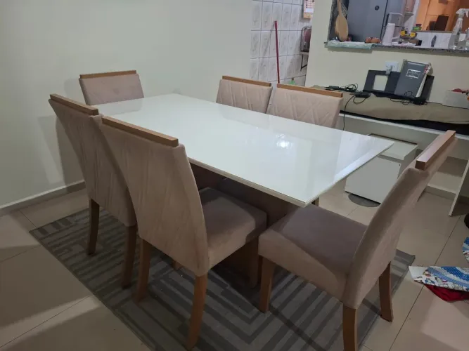 Mesa 6 cadeiras
