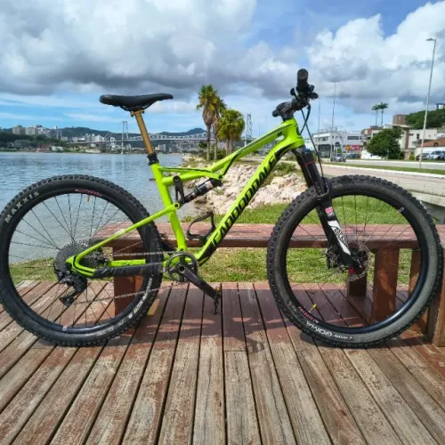 Bike Cannondale Habbit carbon full suspension