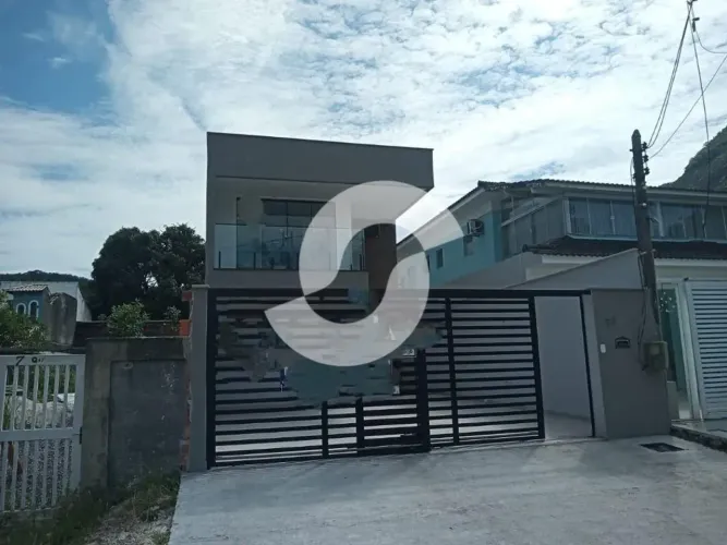 Casa de 209 m² na Vera Lúcia Peixoto - Itaipu - Niterói - RJ, à venda por R$ 1.300.000