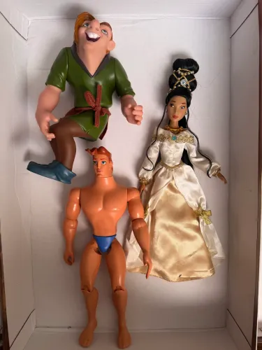 Bonecos Raros Pocahontas, Corcunda e Hércules