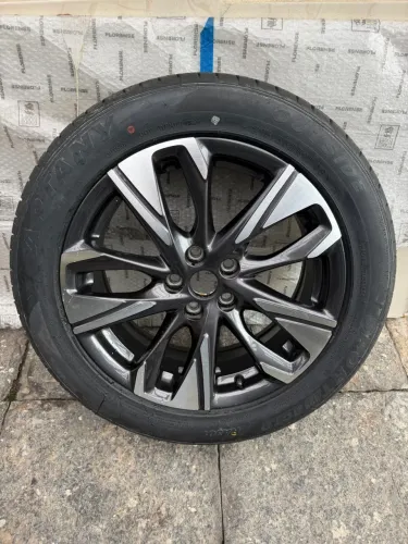 Roda Tracker 2020 a 2024 premier modelo S24
