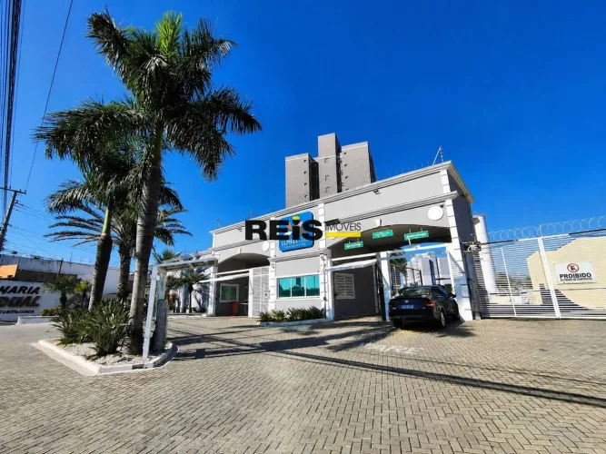 Apartamento com 3 dormitórios à venda, 70 m² por R$ 390.000,00 - Alpha Club Residencial -