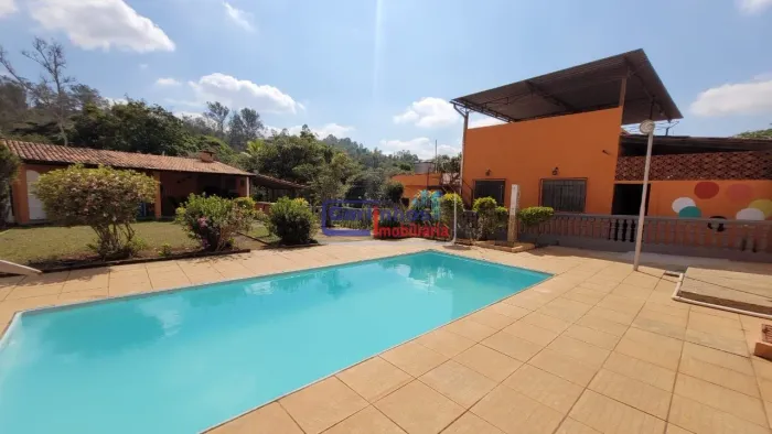Sítio À Venda em Mateus Leme - Planalto
