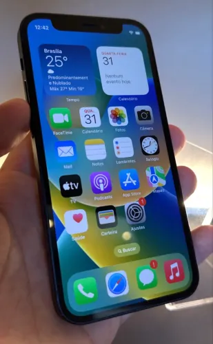 Celular iPhone  12 novo 
