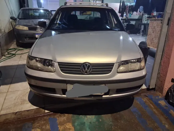Volkswagen Gol Geração III Ouro 1.0 MI 16V Gasolina Mec. 4P 2001