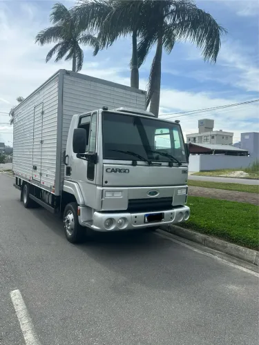 Cargo 816 Único Dono