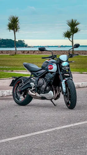 Triumph Tridente 660 Triple Tribute 67