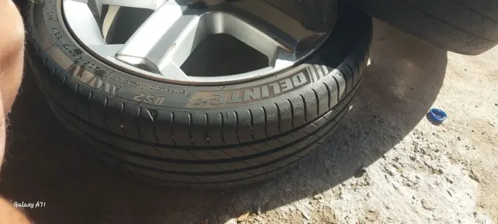 Vendo jogo de rodas GM com pneus