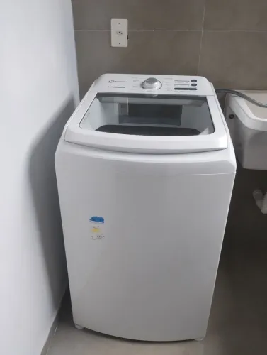 Máquina de lavar Eletrolux Essential Care 14Kg