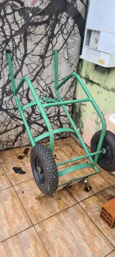 Carretinha para tonel de 200 litros