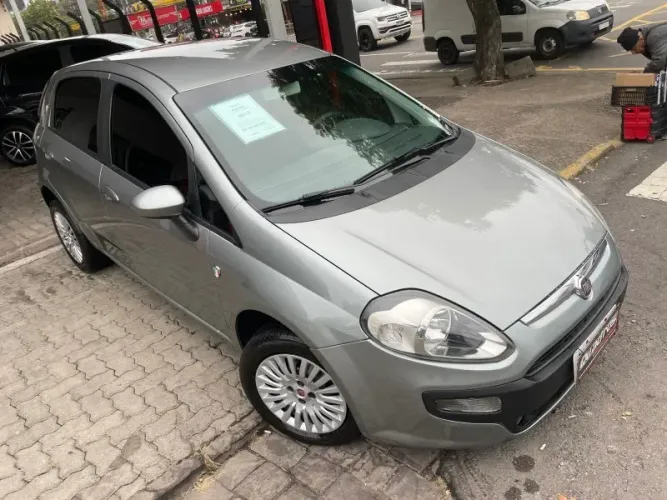 Fiat Punto Attractive Italia 1.4 F.flex 8V 5P 2013