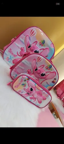 Vendo kit de mochila de rodinhas da Angel Stitch