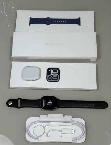Apple Watch Series 10 GPS 46mm Silver | Bateria 98% | Completo