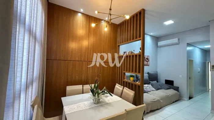 CASA A VENDA CONDOMÍNIO PARK REAL - INDAIATUBA SP Área Construída : 110 m2 Área Terreno :