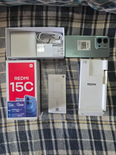 Redmi 15C seminovo 1 mês de uso 6gb Ram 128GB ROM