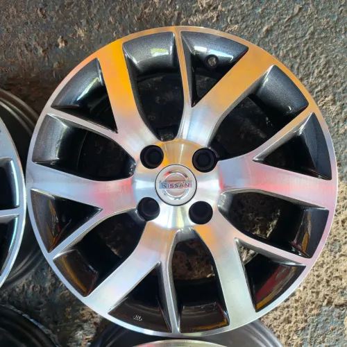 RODAS NISSAN VERSA ARO 15 4X100 ORIGINAIS
