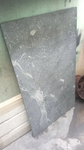 PEDRA DE GRANITO 1.32 X 76