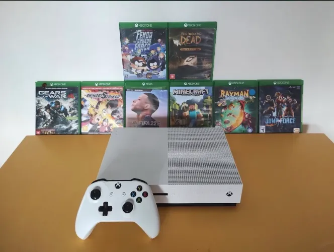 Kit Xbox One S Impecável + Controle Original e 8 Grandes Jogos