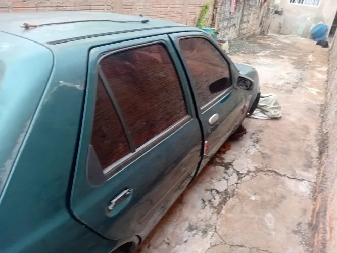 Ford Fiesta 2000 1.0 Zetec Rocam