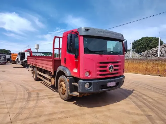 Caminhão Volkswagen/15.190 CRM 4X2 - 2018/2019