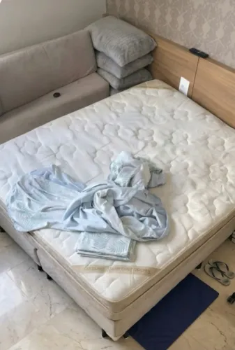 Cama + colchão queen usado