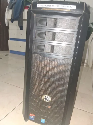 Gabinete Cooler Master Se