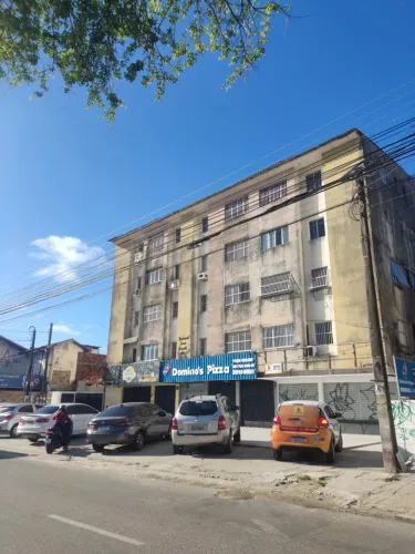CIDADE DOS FUNCIONARIOS - LOJA - AV. OLIVEIRA PAIVA N1215, LOJAS C, Aprox. 71m², Ampla Loj