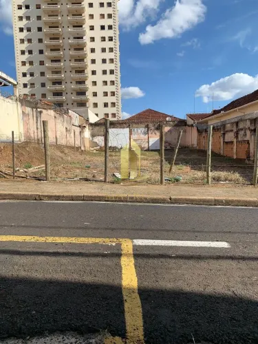 Vende terreno Centro 298,68m²