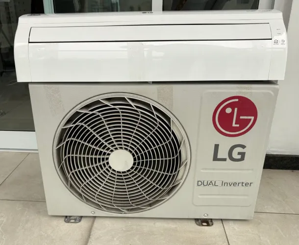 Ar Condicionado Split LG Dual Inverter Voice 9.000 BTUs