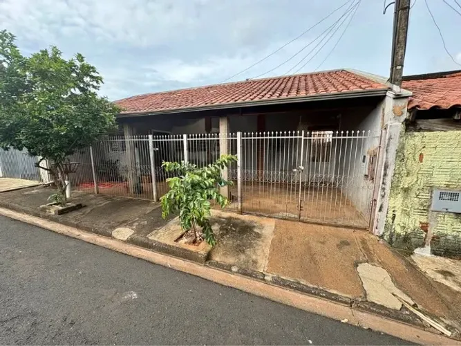 Vendo Casa em Aribiri