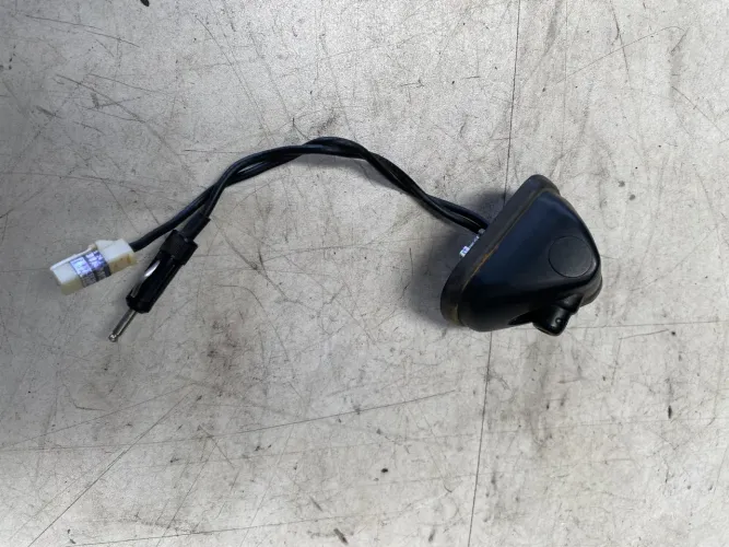 Base Antena Mitsubishi L200 Triton 2020 2.4