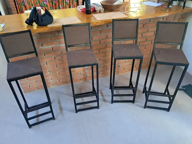 Jogo de banquetas