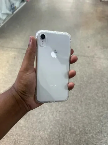 IPHONE XR 64GB