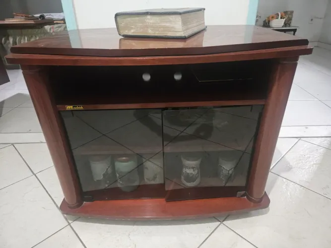 OFERTA!VENDO EM BOM ESTADO. CAMA SOLTEIRO,RACK TV,GUARDA ROUPA,ESTANTE DE TV!