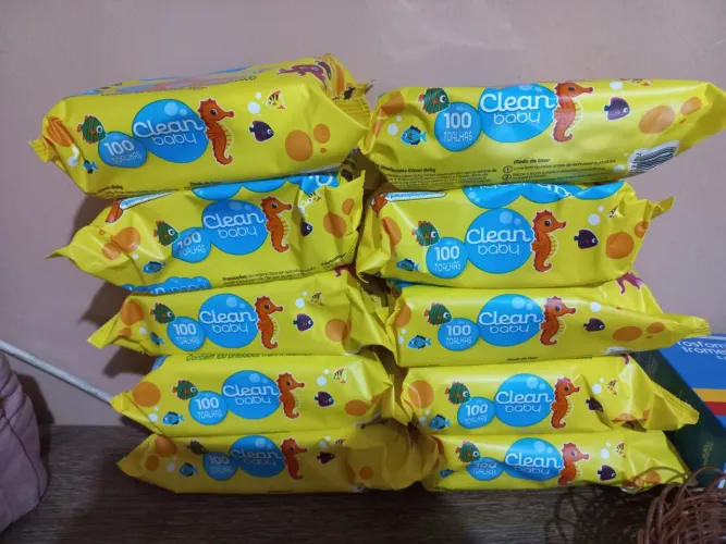 Vende-se 10 pacotes de lenços umedecidos para bebê,estão todos lacrados