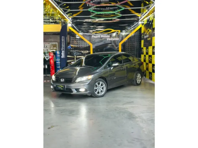 Honda Civic Sedan LXS 1.8/1.8 Flex 16V Aut. 4P 2014