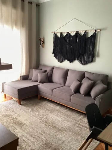 Sofá 4 Lugares Beny com Chaise Direito Linho Grafite Grafite