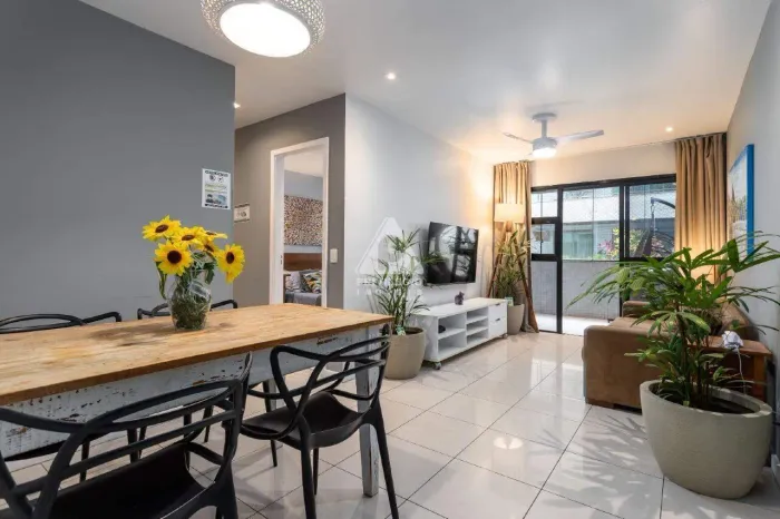Apartamento com 03 quartos, mobiliado a venda no Recreio