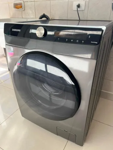 Lava e SECA Samsung 220V - 11kg WD11T504DBXFAZ (Digital Inverter) - Inox - Excelente