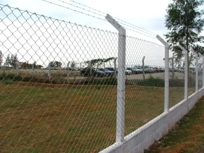 cerca alambrado