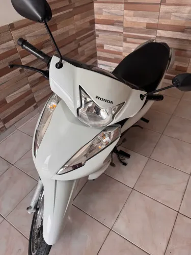 Moto biz 110i ano 2018 valor 10.200 reais