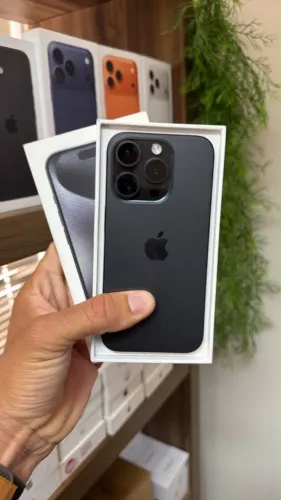 iPhone 15 pro 256 gb