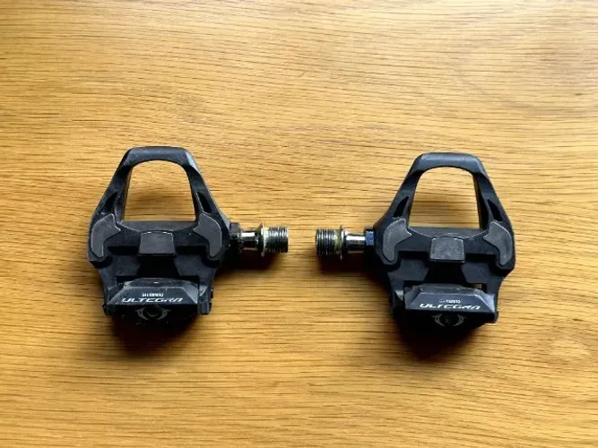 Pedal Shimano PD-R8000 Ultegra Carbono Speed
