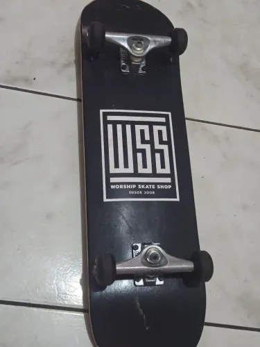 Skate Full Black semi novo