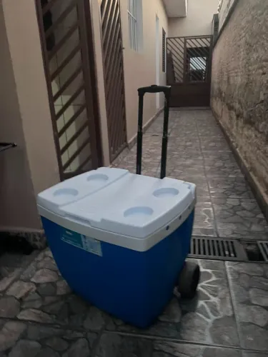 Caixa Termica 42 Litros Azul Com Rodinha