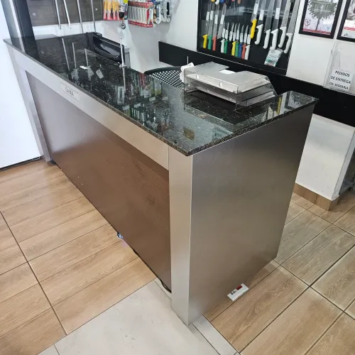 Balcão Caixa de aço inox, MDF e Granito 2 pessoas 220x80x110cm