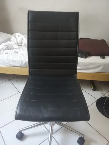 Cadeira Preta