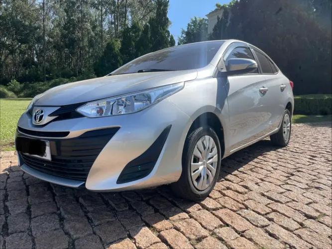 Toyota Yaris XL Live Sedan 1.5 Flex 16V 4P AUT 2020