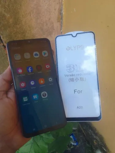 A20 32 gb nenhum trincado $135